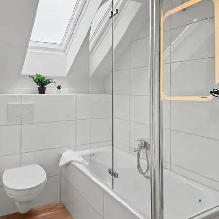 Lejlighed Modernes Ruhiges City-apartment Mönchengladbach